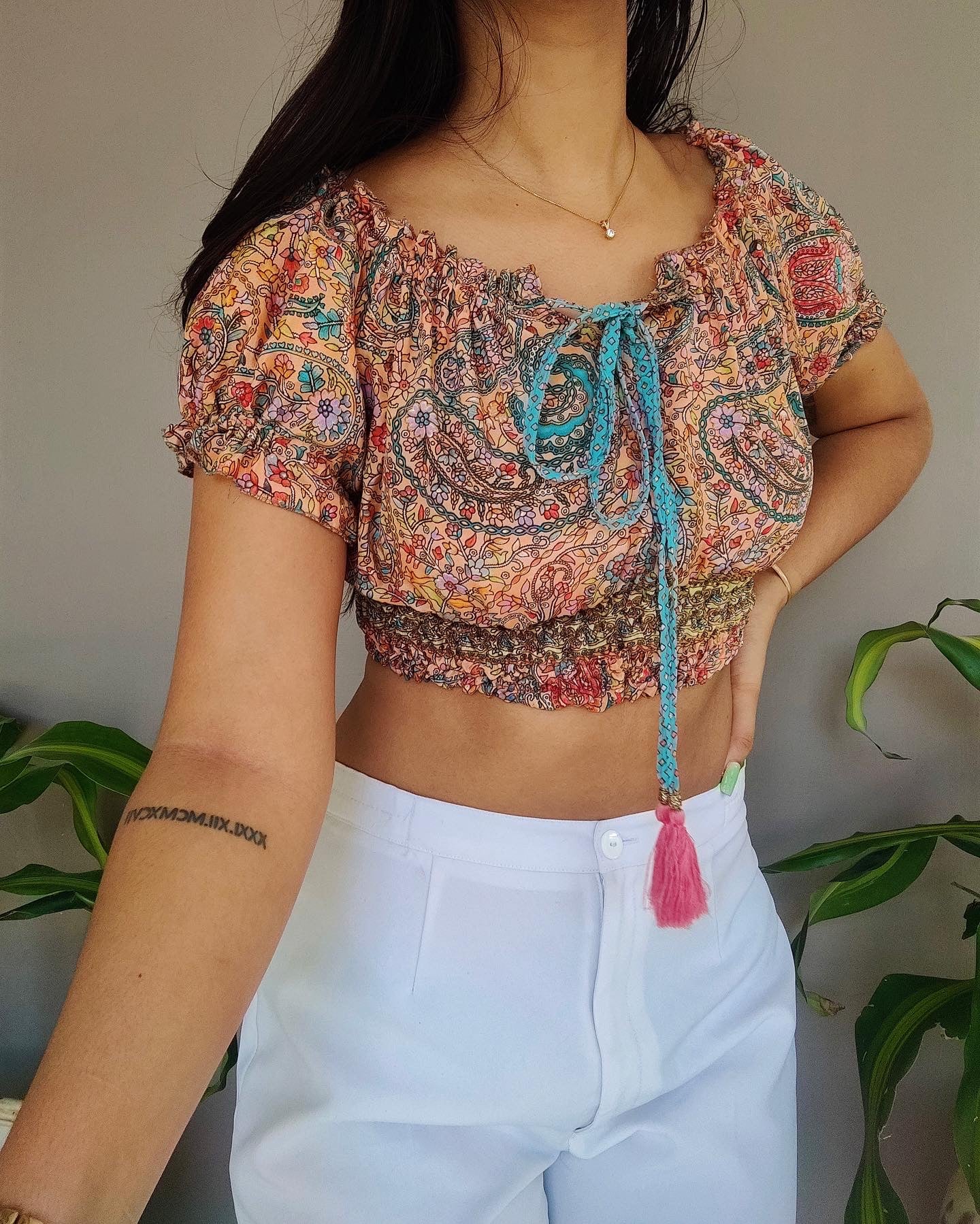 Off-shoulder blouse top