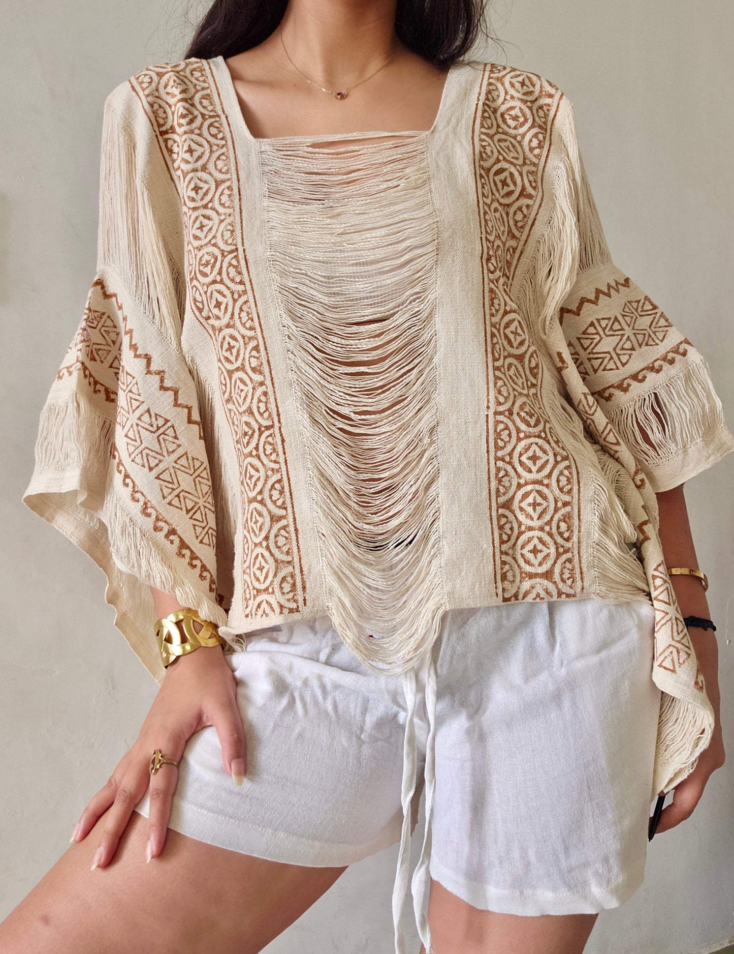 Natural beige poncho and shorts two-piece set