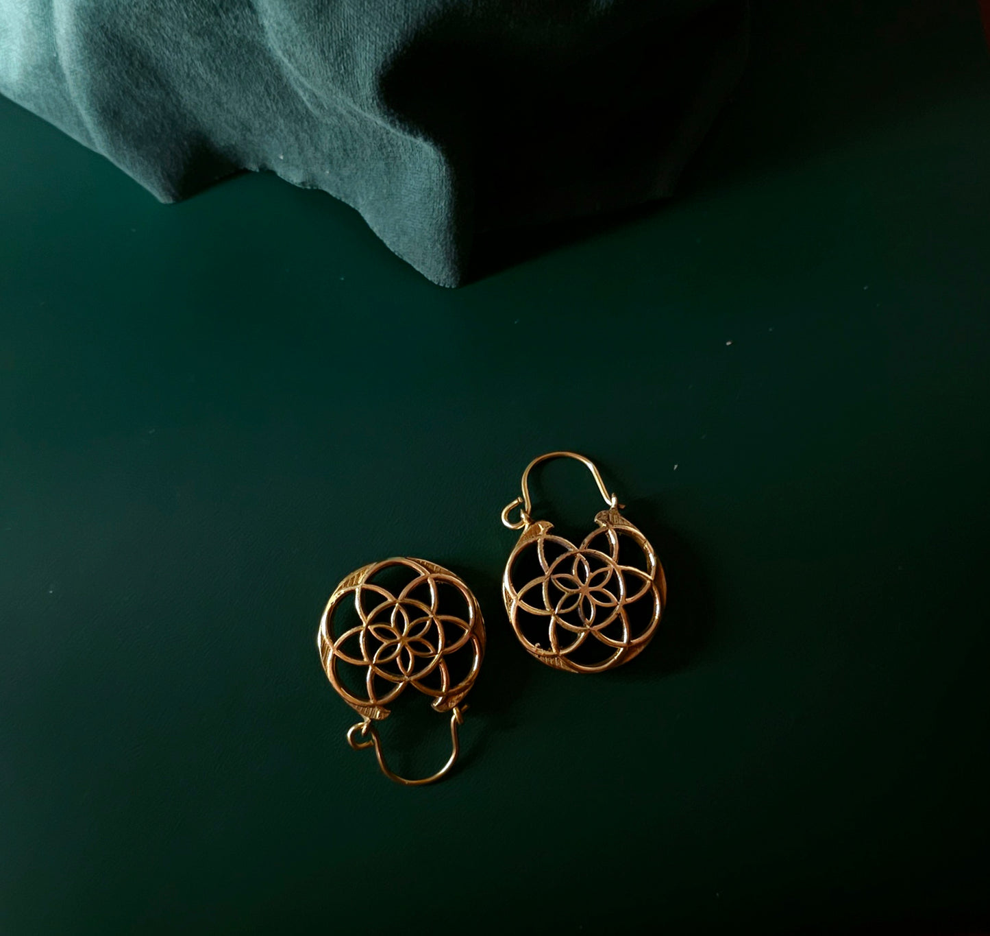 Handcrafted geometric brass earring