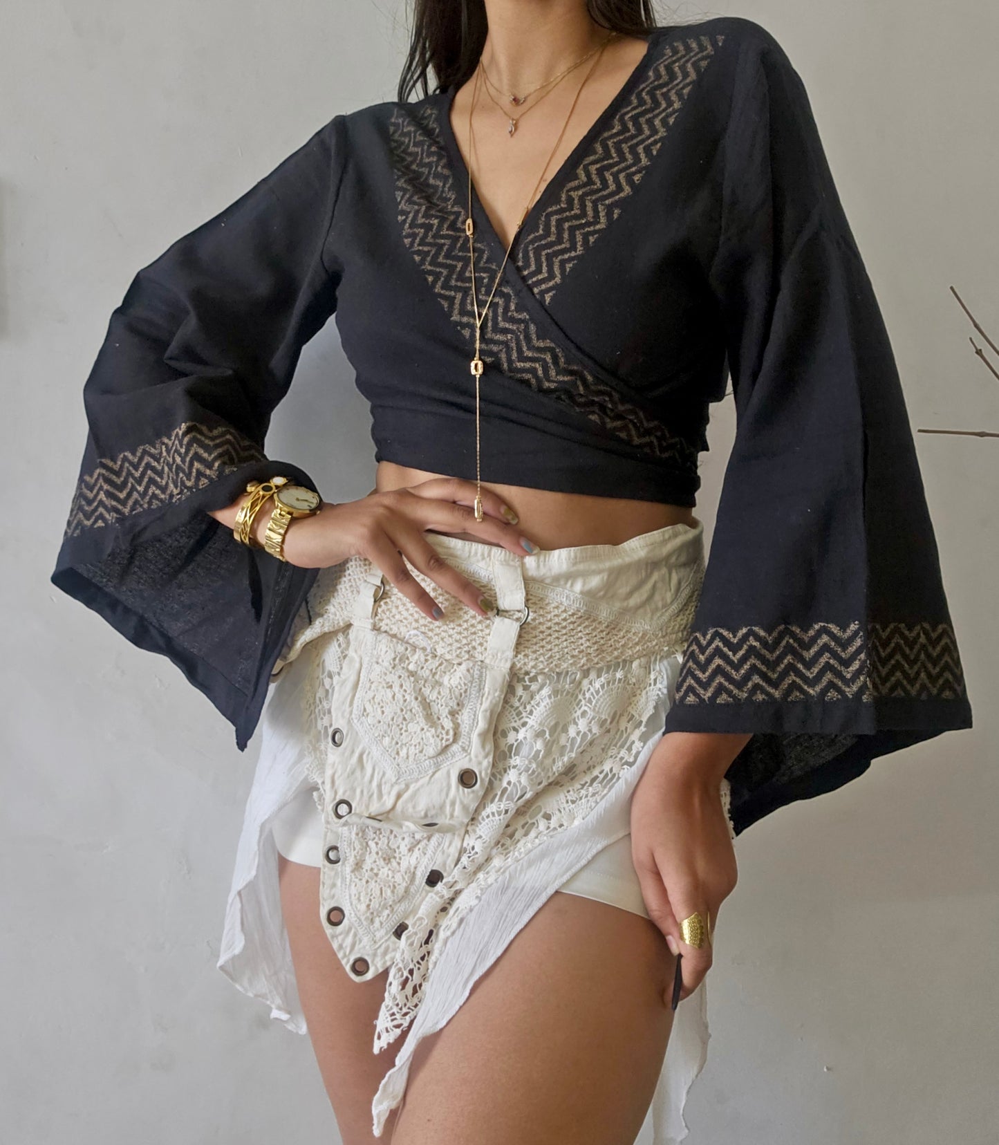 Black jute cotton wrap top