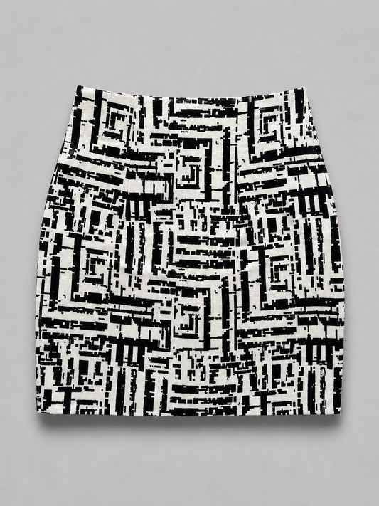 Abstract print skirt b/w