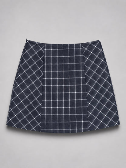 Mini plaided skirt