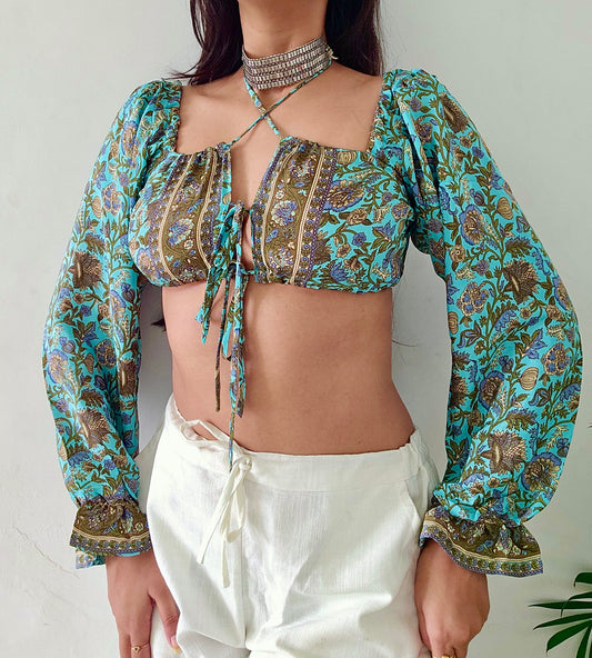 Bishop sleeve Crop top
