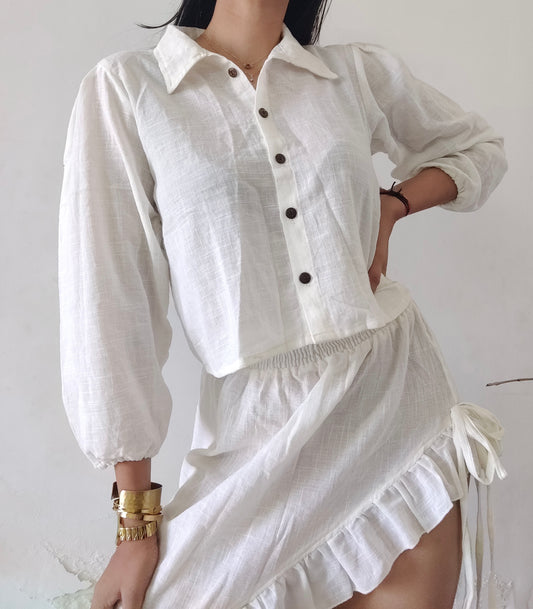 White linen puff sleeve shirt